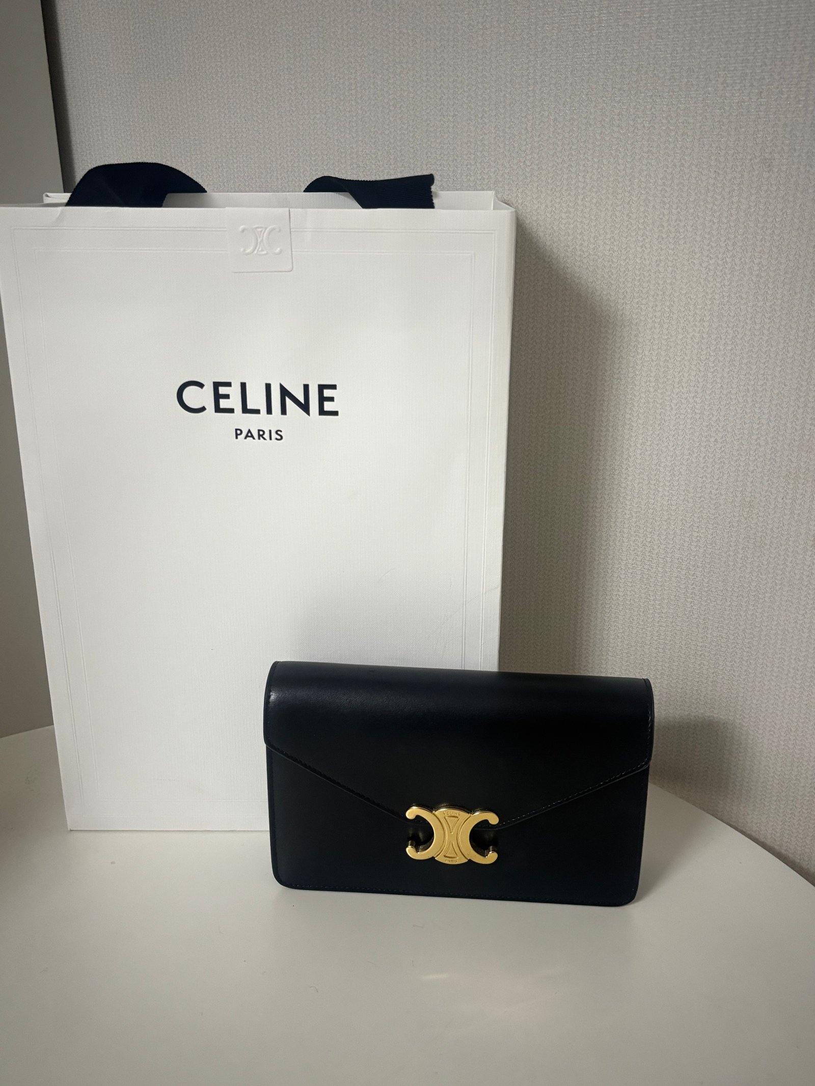 셀린느 마고 체인지갑 블랙 WOC