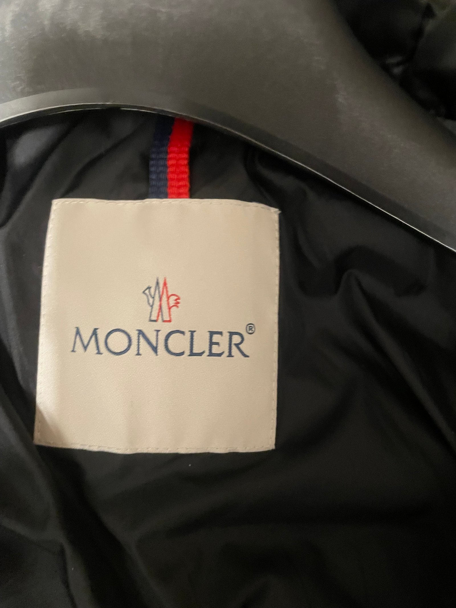 몽클레어 여성패딩