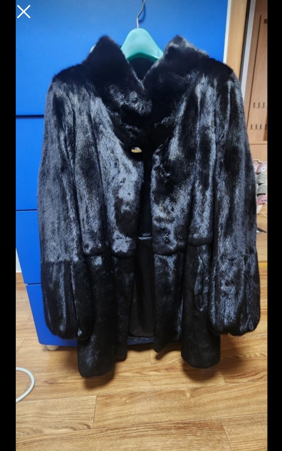 우단모피코트 판매합니다.