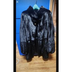 우단모피코트 판매합니다.