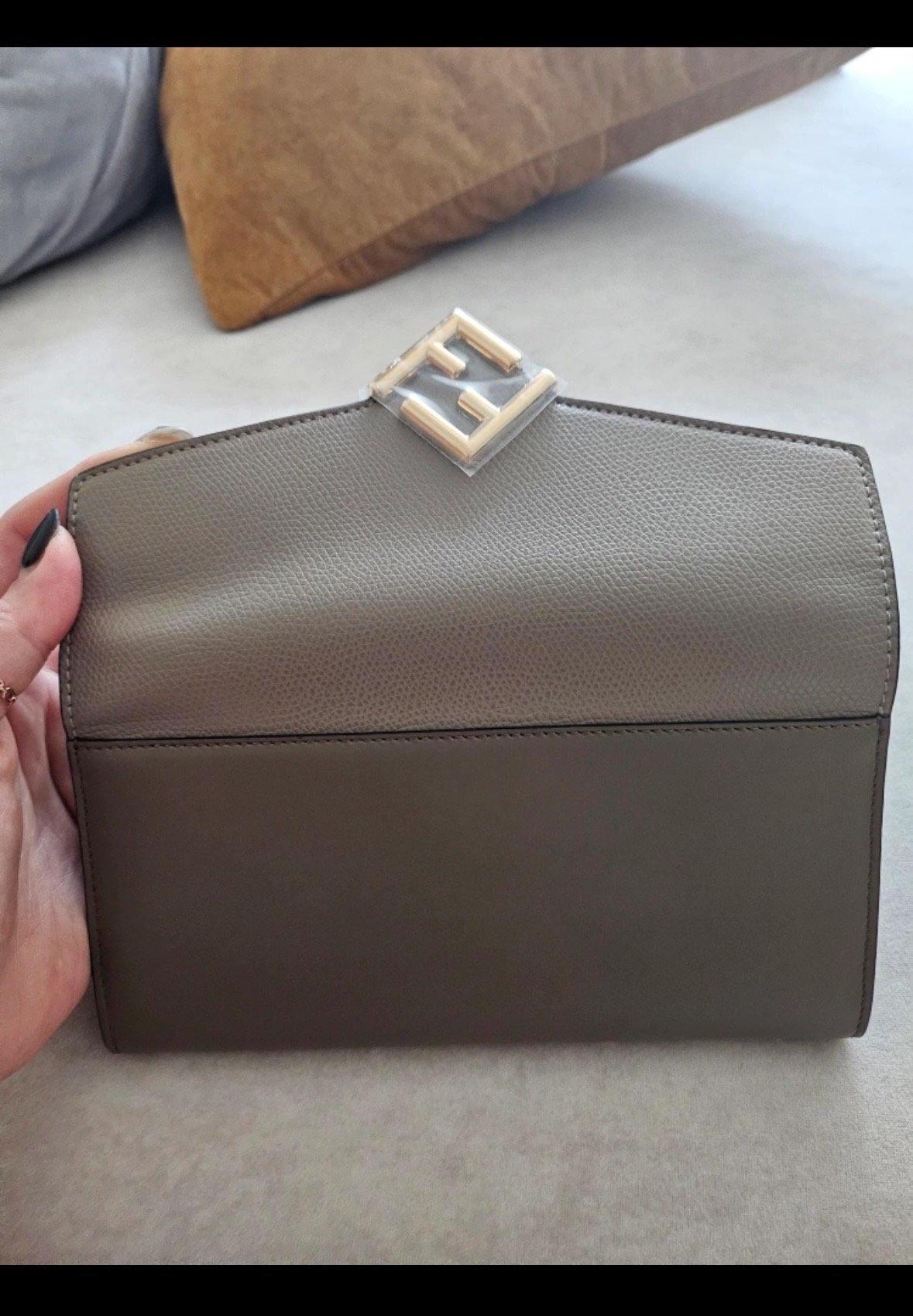 펜디 FF 다이아몬드 체인 장지갑