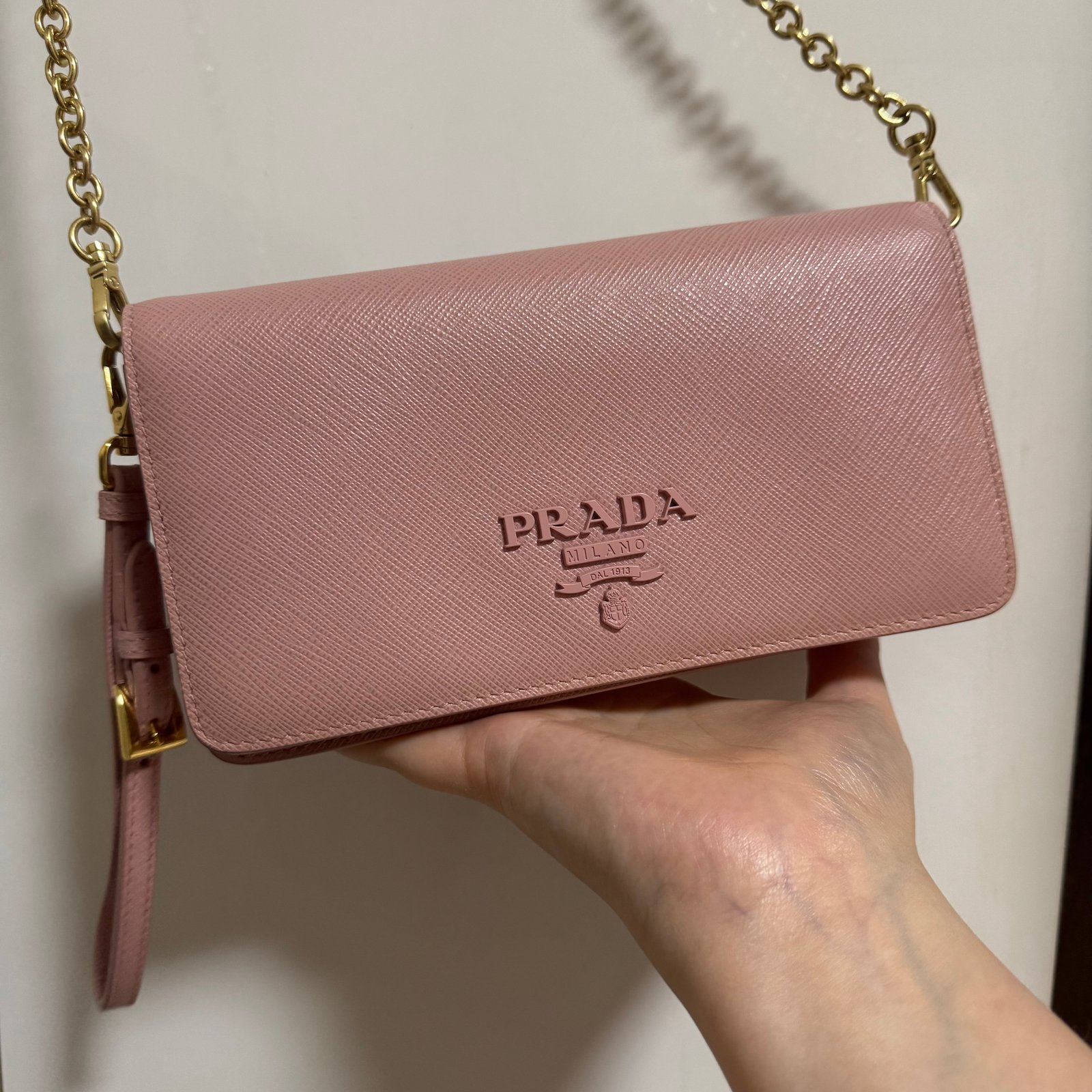 프라다 핑크 체인백