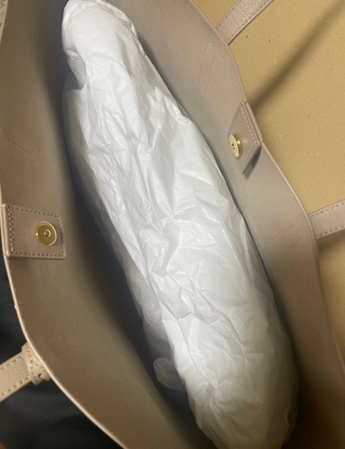 생로랑 이스트 웨스트 쇼퍼백