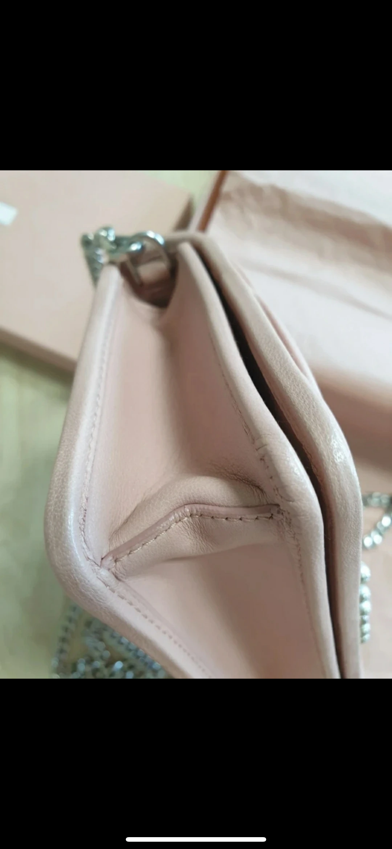 미우미우 핸드백