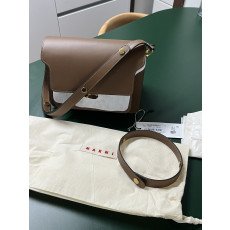 마르니 트렁크 미디움 카프스킨 숄더백 골드 브라운