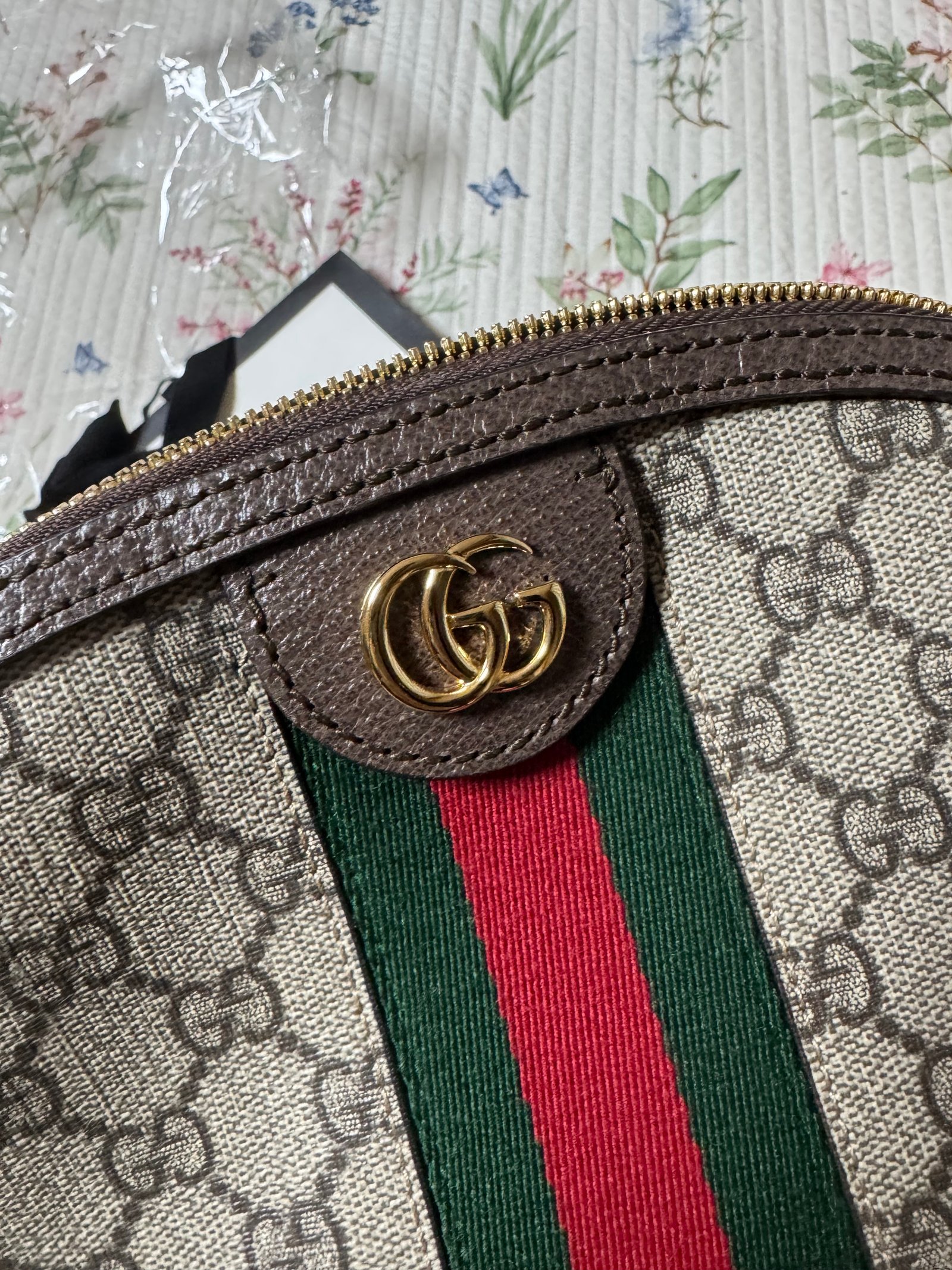 구찌 오피디아 하프문백 스몰