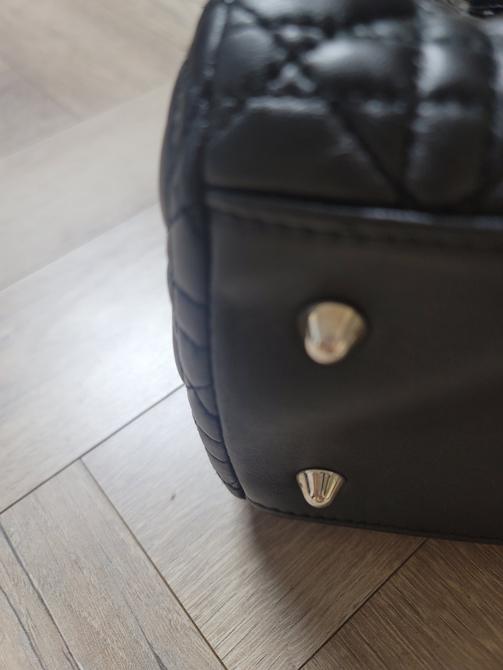 크리스챤디올솔더백