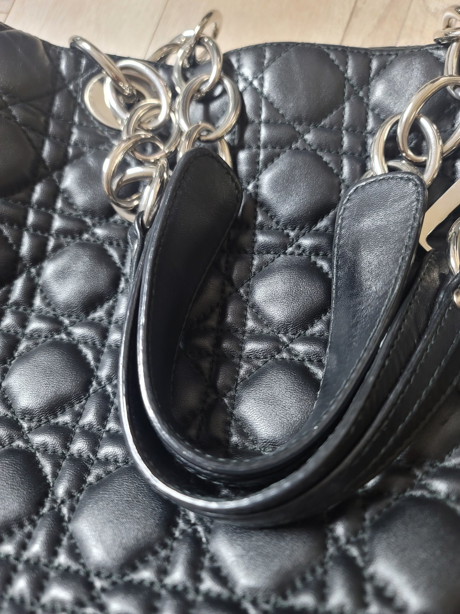 크리스챤디올솔더백