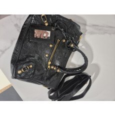 발렌시아가 모터백