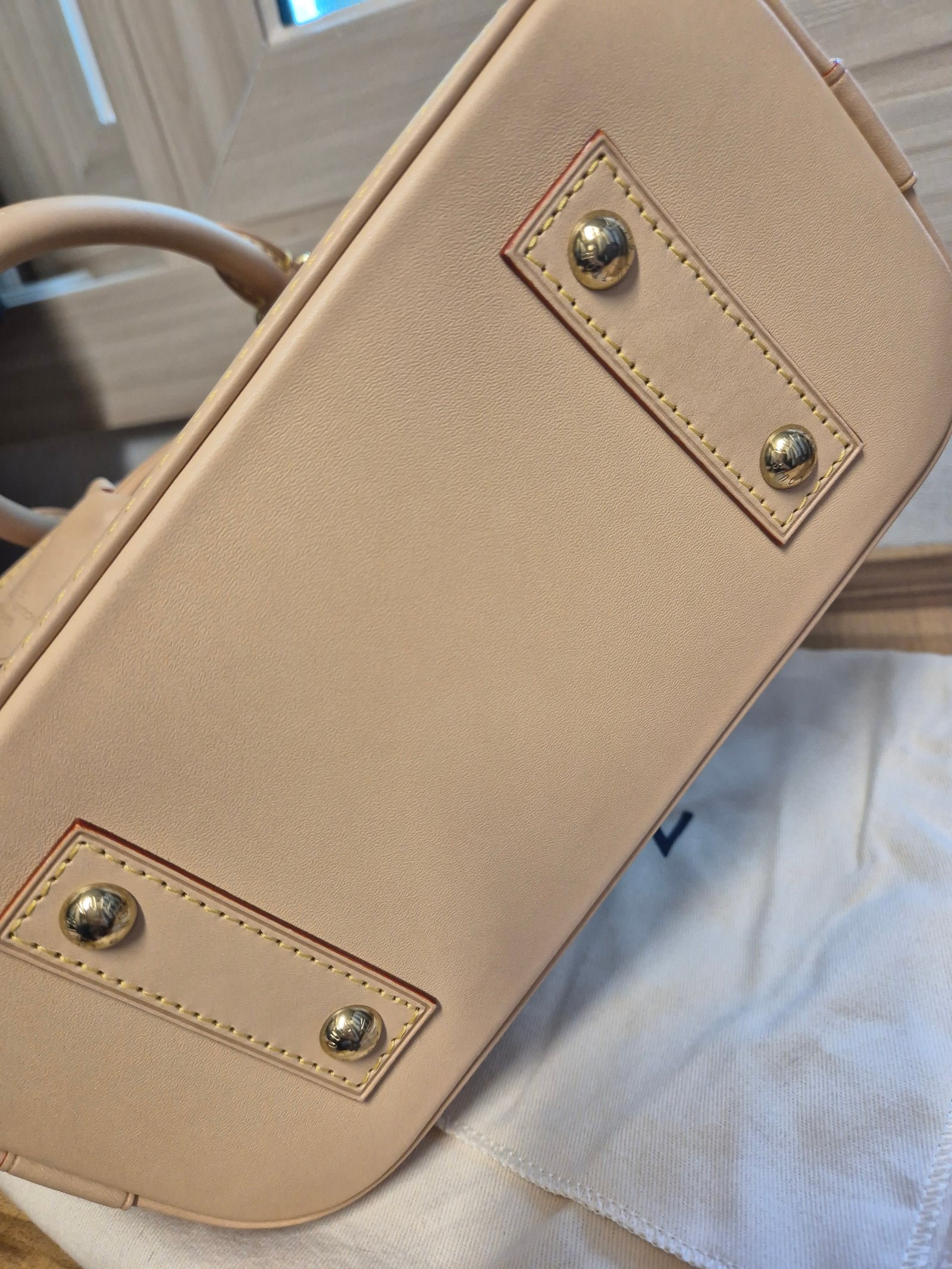 루이비통알마bb