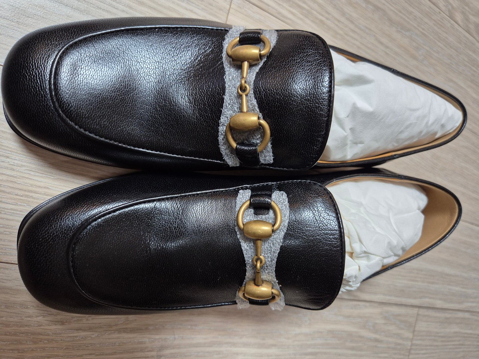 구찌 블랙 로퍼